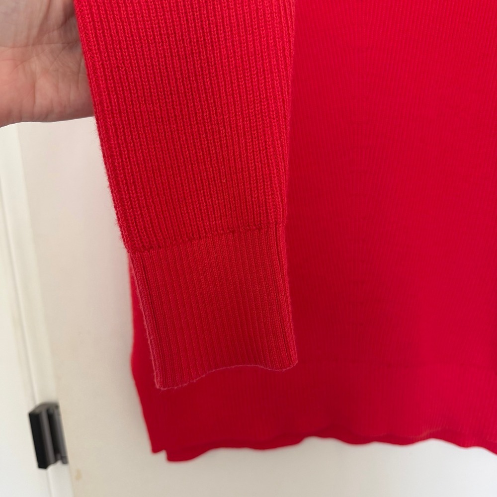 Athleta Red V Neck Ribbed Knit Long Sleeve Sweater Women's Size M - Picture 3 of 8